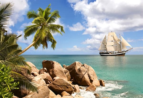 Sailing in Paradise